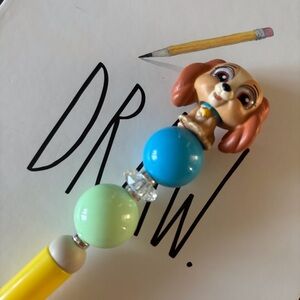 Disney Doorables: The Lady & the Tramp: Lady handmade beaded pen